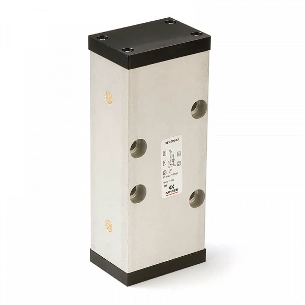 953-000-33  Пневмораспределитель