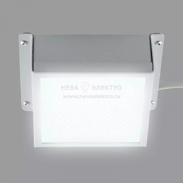 Светильник светодиодный ULP-1010 7W/4000K IP40 GRILYATO WHITE 7Вт 4000К IP40 630лм 100х100х37 потолочный встраив. грильято рассеив. призма с источником питания бел. Uniel UL-00007426