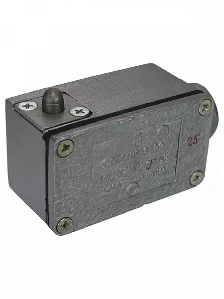 Микропереключатель МП 2302 исп. 5 IP54 толкатель с увелич. доп. ходом базовый Электротехник ET053589