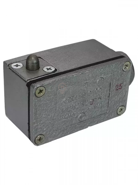 Микропереключатель МП 2302 исп. 5 IP54 толкатель с увелич. доп. ходом базовый Электротехник ET053589