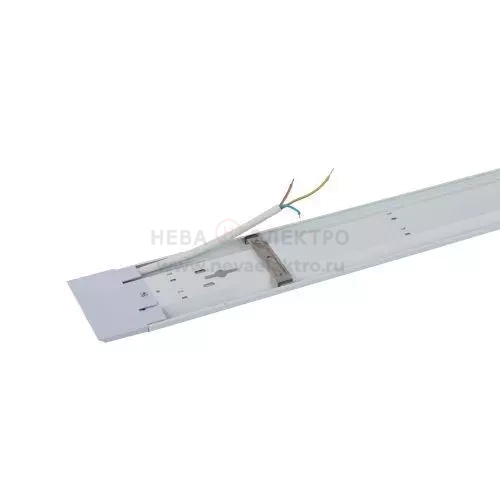 Светильник светодиодный SPO-5-40-6K-M (F) 36Вт 6500К IP40 3600лм 1200х75х25 матов. сталь/бел. Эра Б0032480