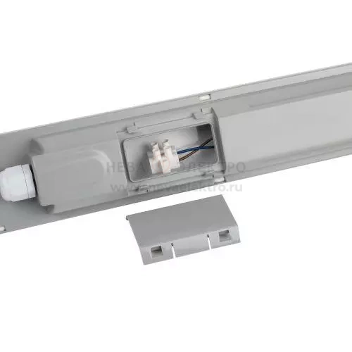 Светильник светодиодный SPP-201-0-65K-L32 32Вт 6500К 4160Лм IP65 1200мм линейный в линию до 10шт матов. ЭРА Б0057716