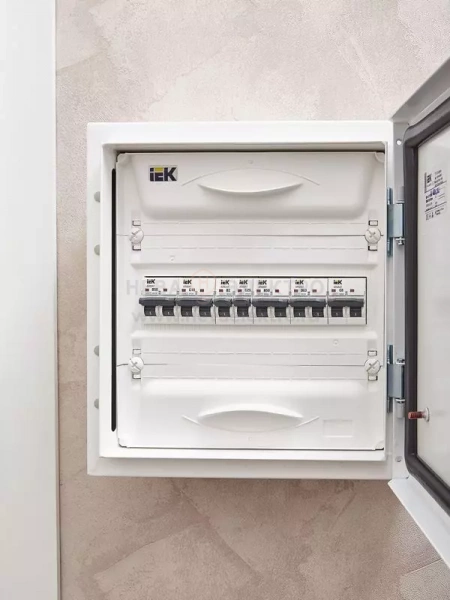 Выключатель автоматический модульный 1п C 25А M06N ARMAT IEK AR-M06N-1-C025