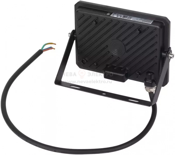 Прожектор светодиодный СДО FL ECO 30W 740 G4 уличный матов. стекло алюм. черн. LEDVANCE 4099854400070